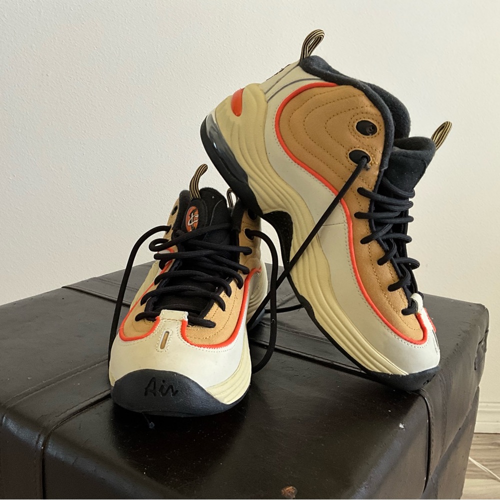 Nike Air Penny II 2 Kids Basketball Cream & Tan Sneakers Orange Trim 5.5 New BTS